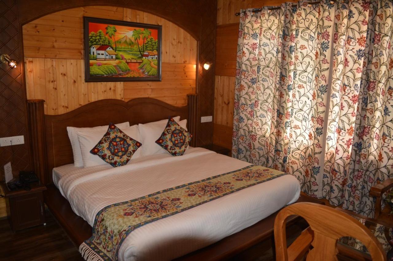 Hotel Royale Comfort Pahalgām Екстериор снимка